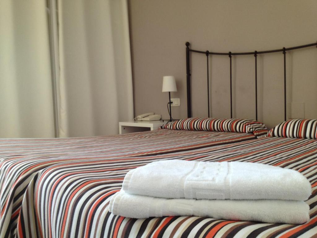 Casa Del Mar & Hotel Roses